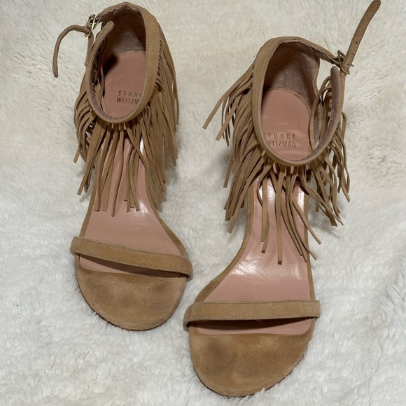 Stuart Weitzman fringe heals - Picture 1 of 4